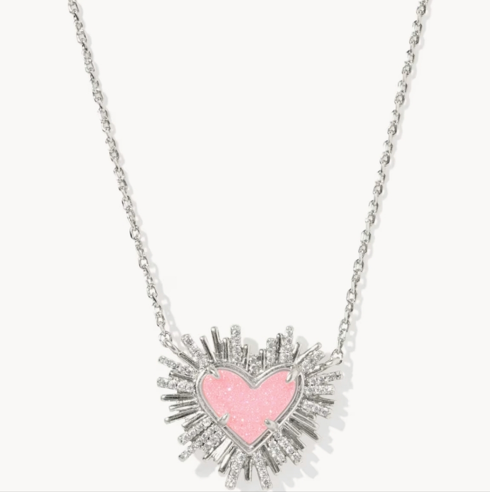 Dolly Parton X Kendra Scott Ari Heart Silver Short Pendant Necklace - Picture 3 of 6